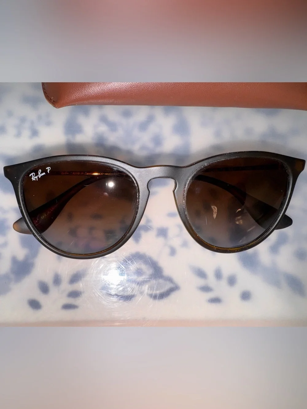 Ray-Ban classic ray